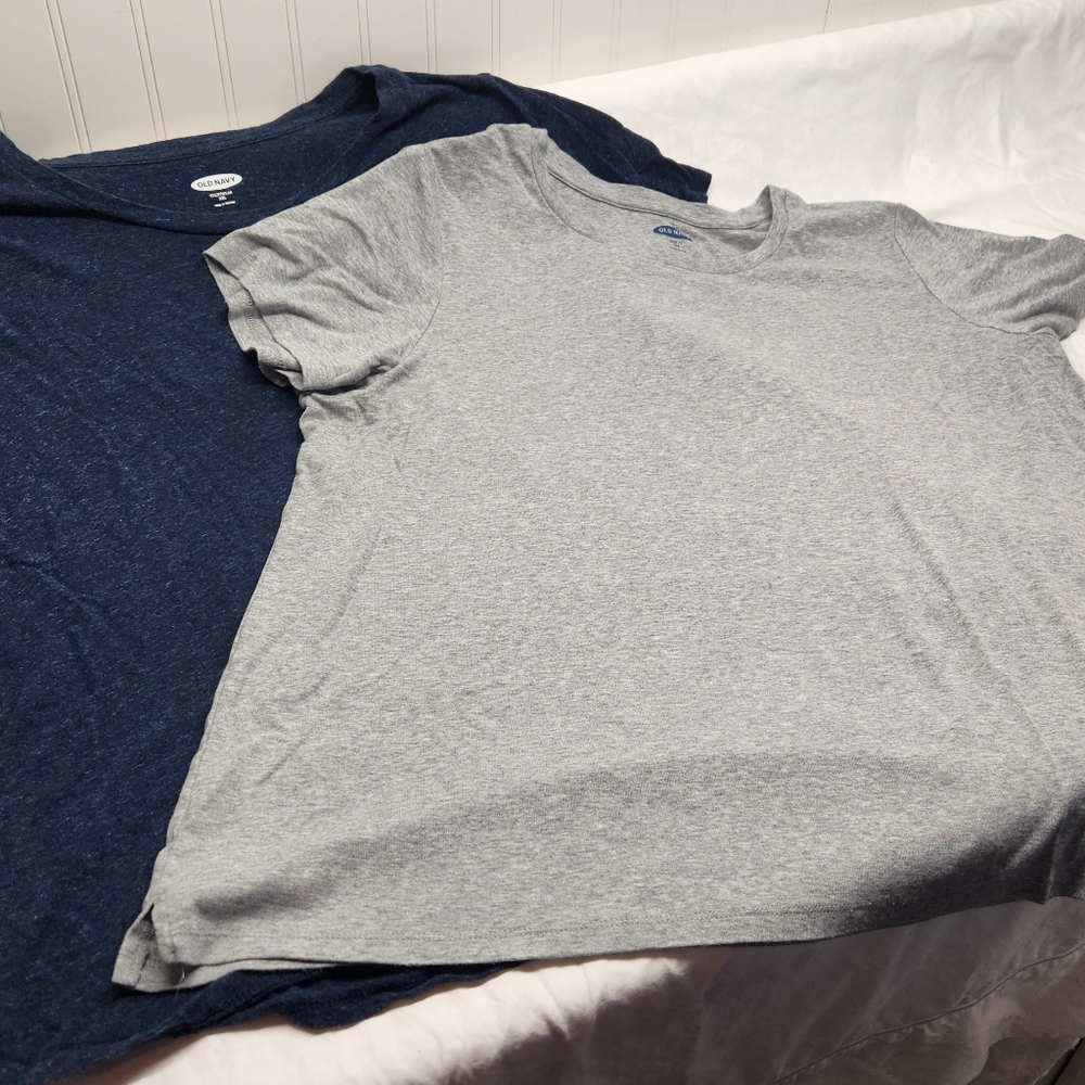 Women's Old Navy set of tees, 2XL